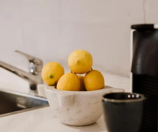 L'isola Di Bar Apartament *