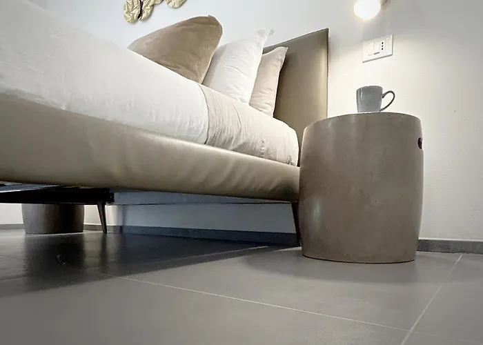 L'isola Di Bar * La Spezia